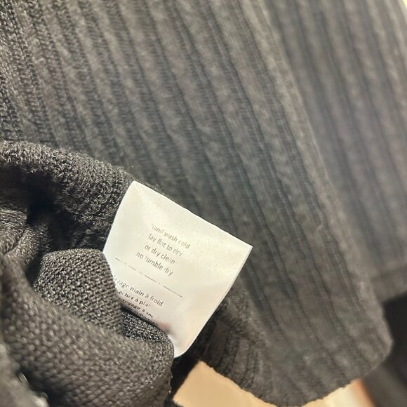 OAK + FORT Cropped Turtleneck Sweater Black - Picture 4 of 9